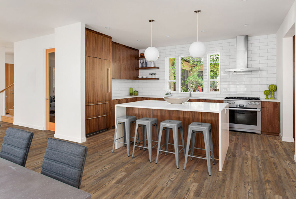 Why Builders Along I-85 Prefer Drop-Ship Flooring Services